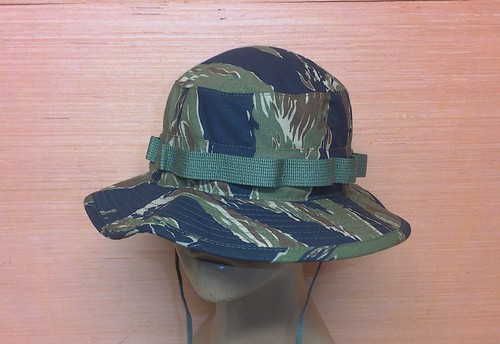 Tiger stripe camo type - stripe,